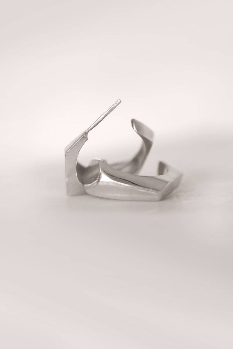 Sculptural hoops // Sterling silver